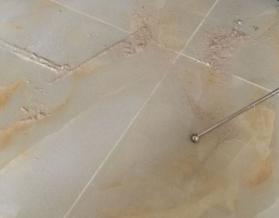 丹棱瓷砖空鼓维修公司分享粘合剂选择不当在瓷砖铺贴过程中可能导致以下问题