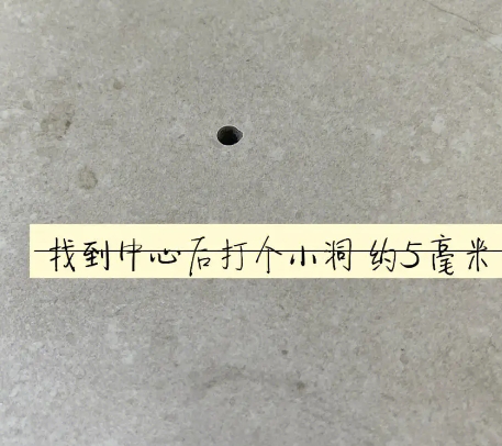 丹棱瓷砖空鼓维修公司专业解答在瓷砖铺贴过程中，如果砂料搅拌不均匀，将会带来以下问题